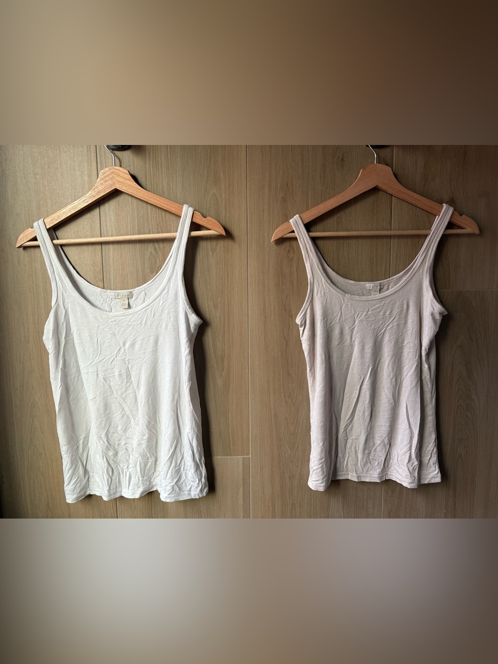 Hinge tank tops bundle